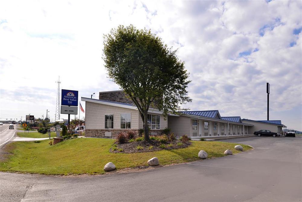 Americas Best Value Inn & Suites St Clairsville Wheeling St. Clairsville Exteriör bild